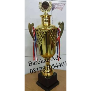 trophy sepakbola, trophy futsal, piala sepakbola-1