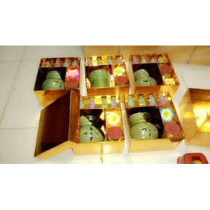 souvenir aromatherapy with gold box-1