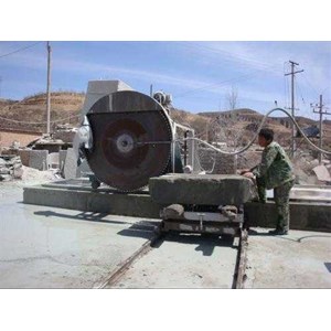 stone cutting machine