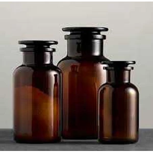 amber glass pharmacy bottles