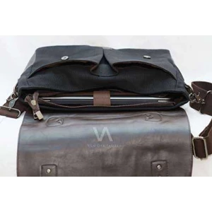 black messenger bag type 3 ( tas kuliah, tas kerja, tas selempang, tas kasual)-2