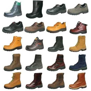 sepatu safety boot ap boots sepatu karet, sepatu keselamatan, sepatu safety, sepatu listrik, sepatu tahan api, dielectric insulating boot 20kv, 30kv, safety shoes, protective footwear