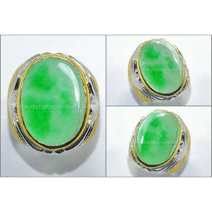 beautiful vivid green jade/ giok burma - jd 055-1