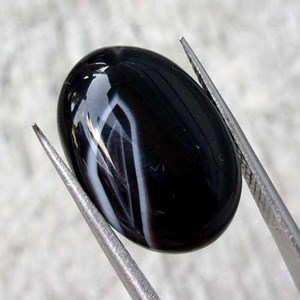 batu permata sardonyx hitam