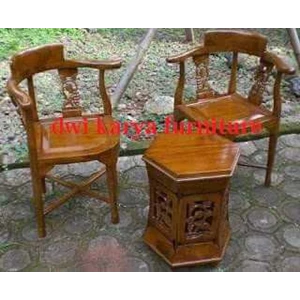 kursi tamu teras anggur