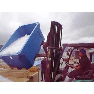 cooler box dengan slot untuk forklift-3