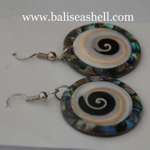 seashell jewelry indonesia / anting kerang bulat mata siwa-1