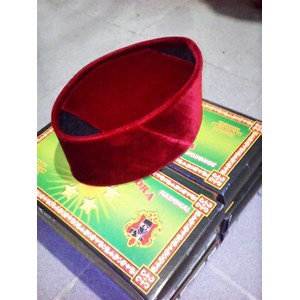 peci/kopiah bludru ac