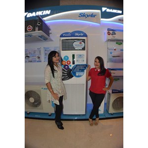 ac 4 pk floor standing daikin : fv100cgxy(fvrn100axv14+rr100cgxy14)-3
