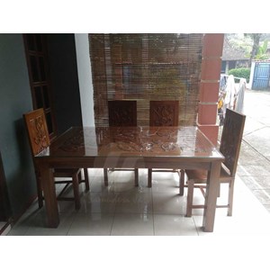 set meja makan minimalis ukir anggur