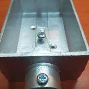 surface switch box e-19 alumunium 2 way