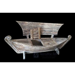 bangku antik model perahu