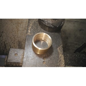 bronze (bahan kuningan)