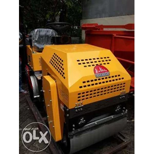 ride on vibratory roller dynamic rs880d