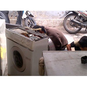 service mesin cuci gebang putih surabaya
