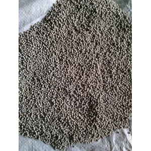 sodium bentonite pasir kucing / cat litter-1