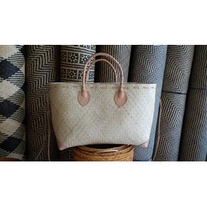 tas rotan bali, tali lilit kulit warna natural, code trl01