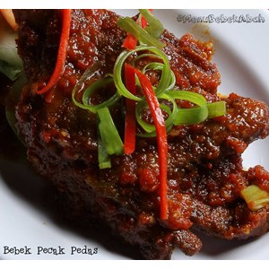 bebek pecak pedas enak khas abah
