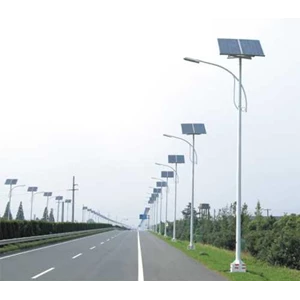 lampu penerangan jalan umum tenaga surya murah garansi