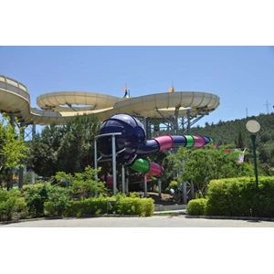 seluncuran water park spheres-5