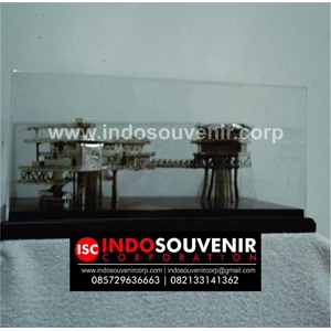 souvenir miniatur kilang minyak pertamina-3