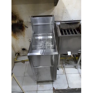 stainless standing fryer w/ thermostart