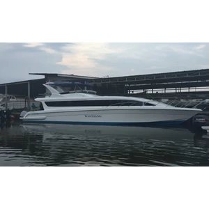 kapal / speed boat penumpang / passenger 17 m (55 feet) accura 55