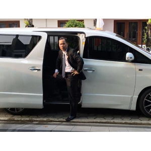 outsourching driver mobil profesional