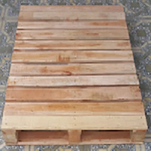 pallet kayu racuk ukuran 112 cm x 112 cm x 14 cm tipe two way