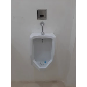 urinal otomatis/keran air untuk urinal