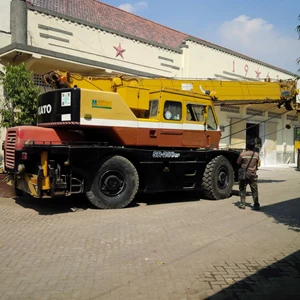 rental / sewa mobile crane roughter / rafter crane kato 50 ton surabaya-3