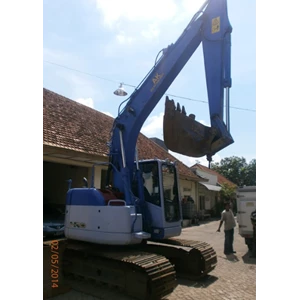 pusat rental sewa alat berat pc 138 excavator siap pakai tahun 2013-2