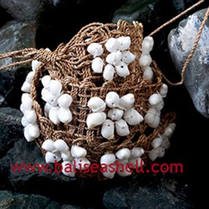 white shell belt from indonesia / sabuk kerang putih dari indonesia