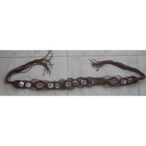 belt fashion from mop shell / busana sabuk kerang dari mop