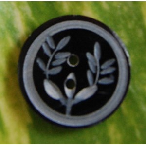 shell button carving