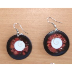 shell earring mosaic / anting kerang mosaic