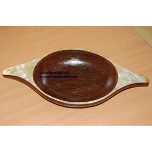 coco bowl art crafts with shell / kerajinan seni mangkuk kelapa dan kerang