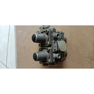 menjual dijual 9347021100 wabco sparepart renault sparepart truk hp 081310011108