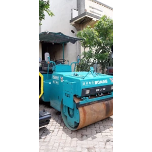 disewakan / rental vibro tandem roller bomag bw131 ad surabaya 3 ton-4