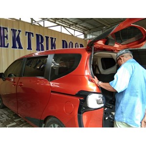 bengkel service pintu geser otomatis berbagai mobil