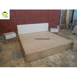 tempat tidur minimalis natural kombinasi kerajinan kayu
