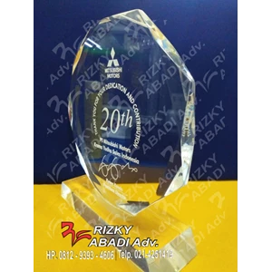 plakat akrilik toyota 20th-1