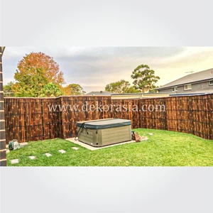 bamboo fencing and screening with 3 back bamboo slats-4
