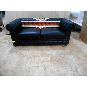 sofa kulit hitam elegant kerajinan kayu-1