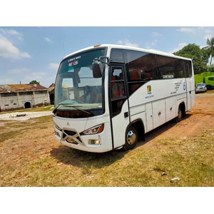 bus medium antar jemput karyawan (kapasitas 19 - 31 seats)