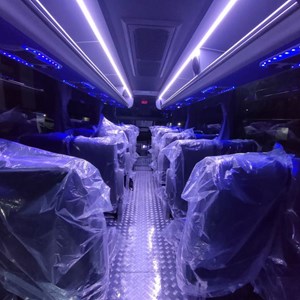 medium bus untuk antar jemput karyawan (double glass)-1