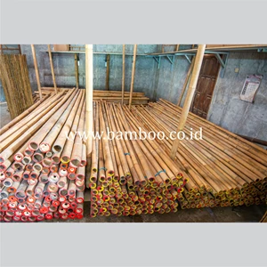 bamboo poles for construction and home decor, bambu alami-2
