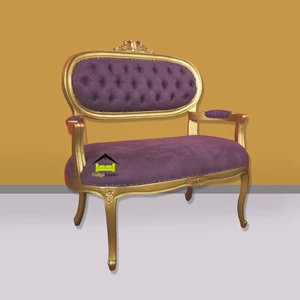 kursi ruang tamu desain klasik cantik warna gold kerajinan kayu