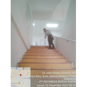 office boy/girl sweping tangga lantai tiga 02/12/2022