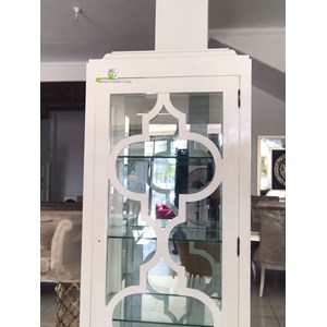 lemari kaca white spade kerajinan kayu-3